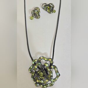 Premier Designs Elegant Green Crystal Necklace and Earring Set